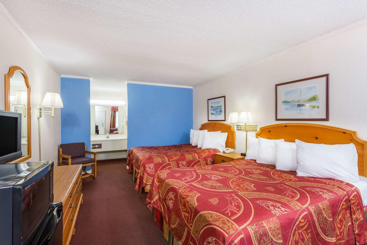 Days Inn By Wyndham Summerton Ngoại thất bức ảnh
