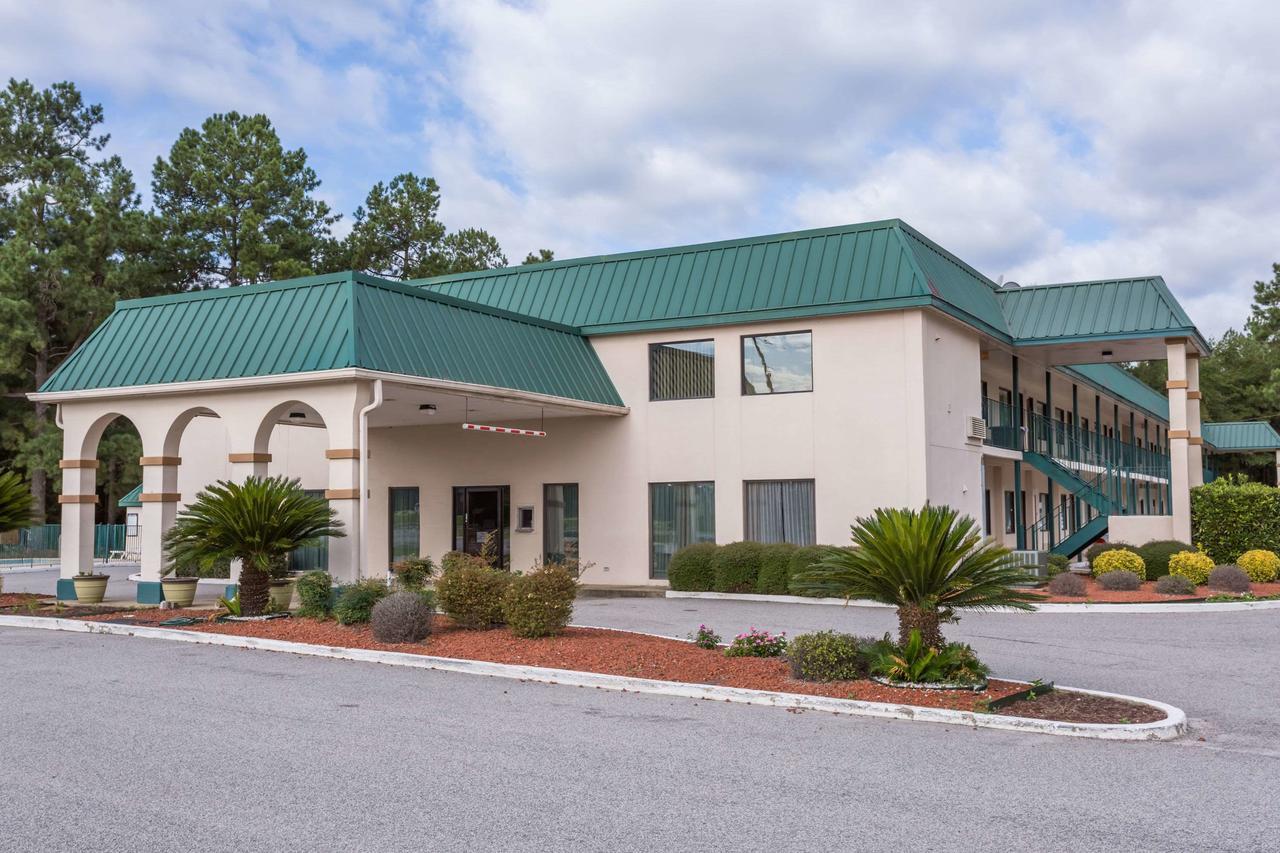 Days Inn By Wyndham Summerton Ngoại thất bức ảnh