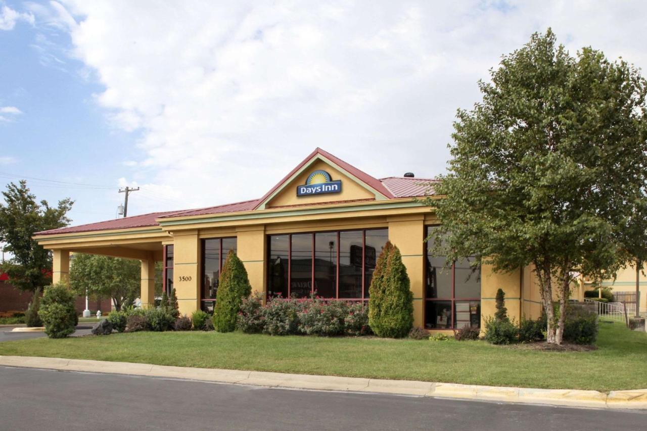 Days Inn By Wyndham Summerton Ngoại thất bức ảnh